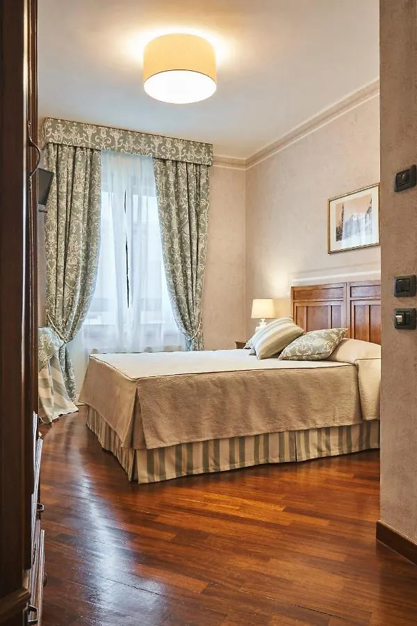 Locanda De' Ciompi Florence 3*,