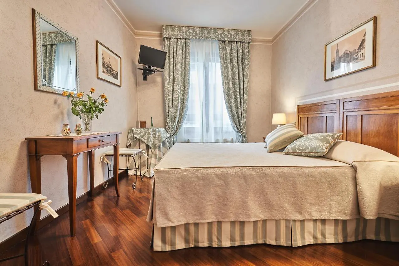 Locanda De' Ciompi Floransa 3*,  İtalya